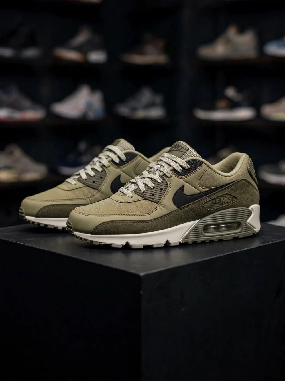 Nike Air Max 90 'Neutral Olive' (2023)